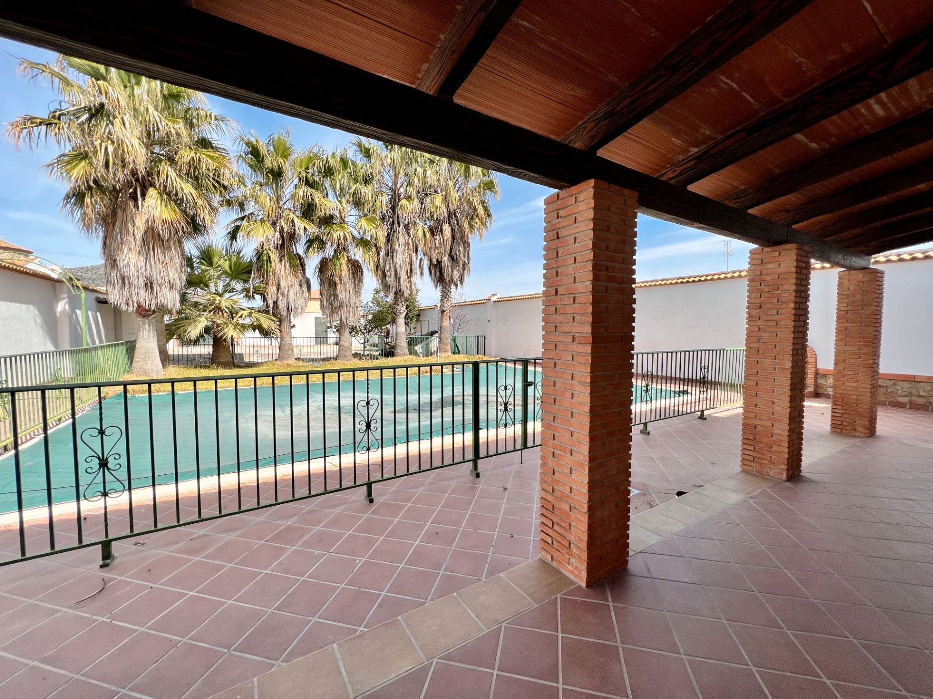 Swimming pool of House or chalet for sale in Lora de Estepa  with Private garden, Terrace and Swimming Pool