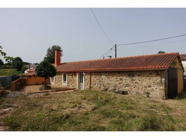 Casa-chalet en Venta en Calle Liðares, 14 en Vilasantar