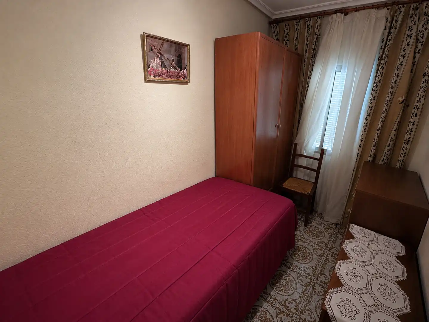 Schlafzimmer von Wohnung zum Verkauf in Jaén mit Klimaanlage, Abstellraum und Möbliert
