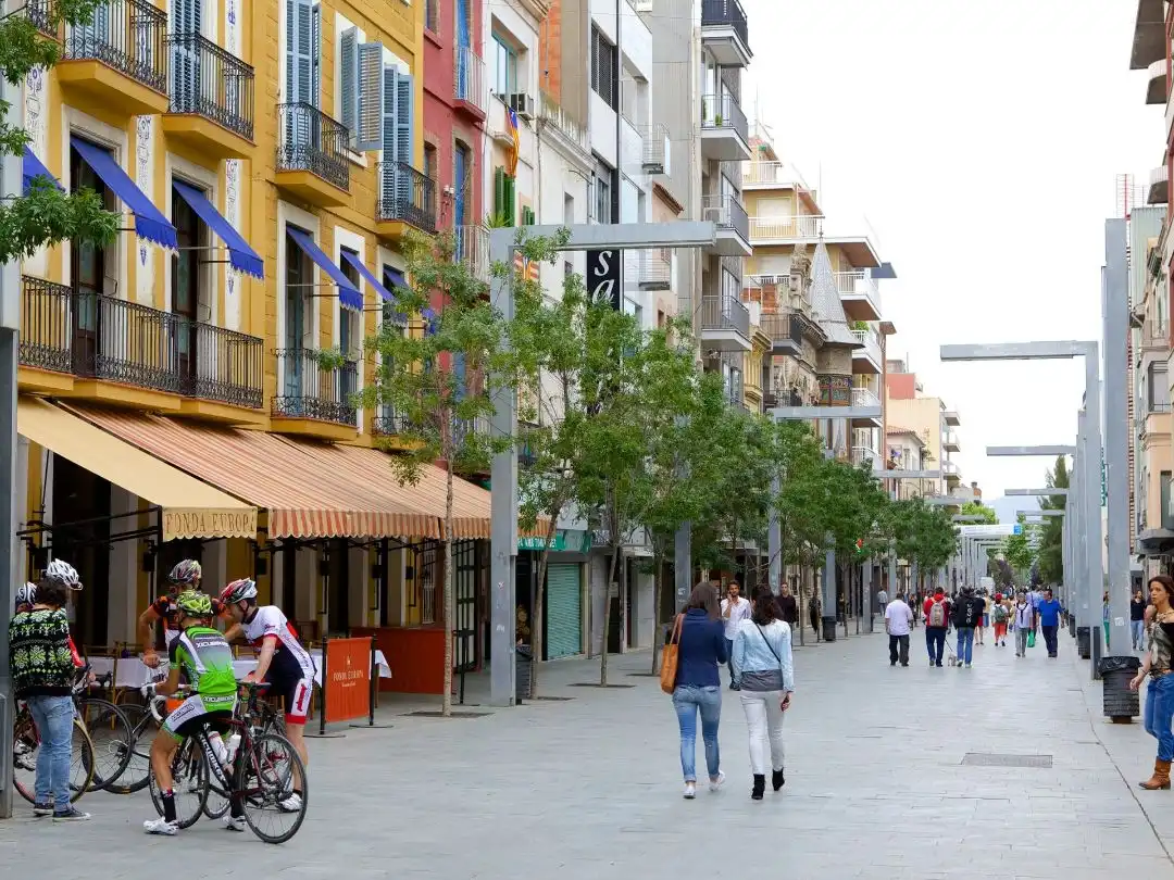 Flat with lift for sale in avinguda sant esteve 77, imagen 10