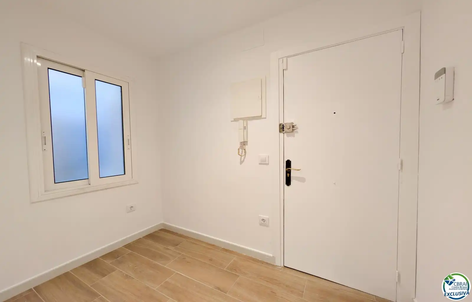 Flat for sale in Portbou