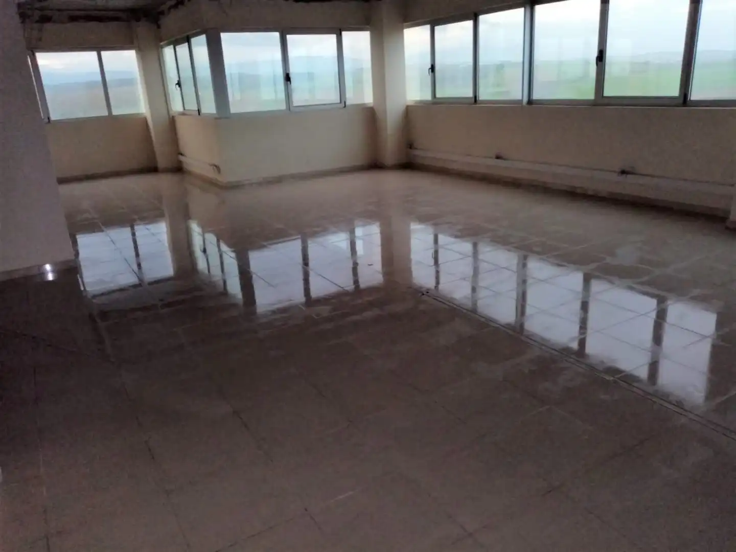 Oficina de alquiler en C/ Francesc Layret, Can Borrell