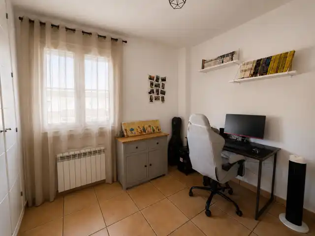 Casa adosada en venda en Los Barrios amb Aire condicionat, Jardí privat i Terrassa