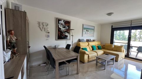 Espectacular apartamento de 3 dormitorios con vistas panorámicas, garaje y piscina en Estepona, imatge 4