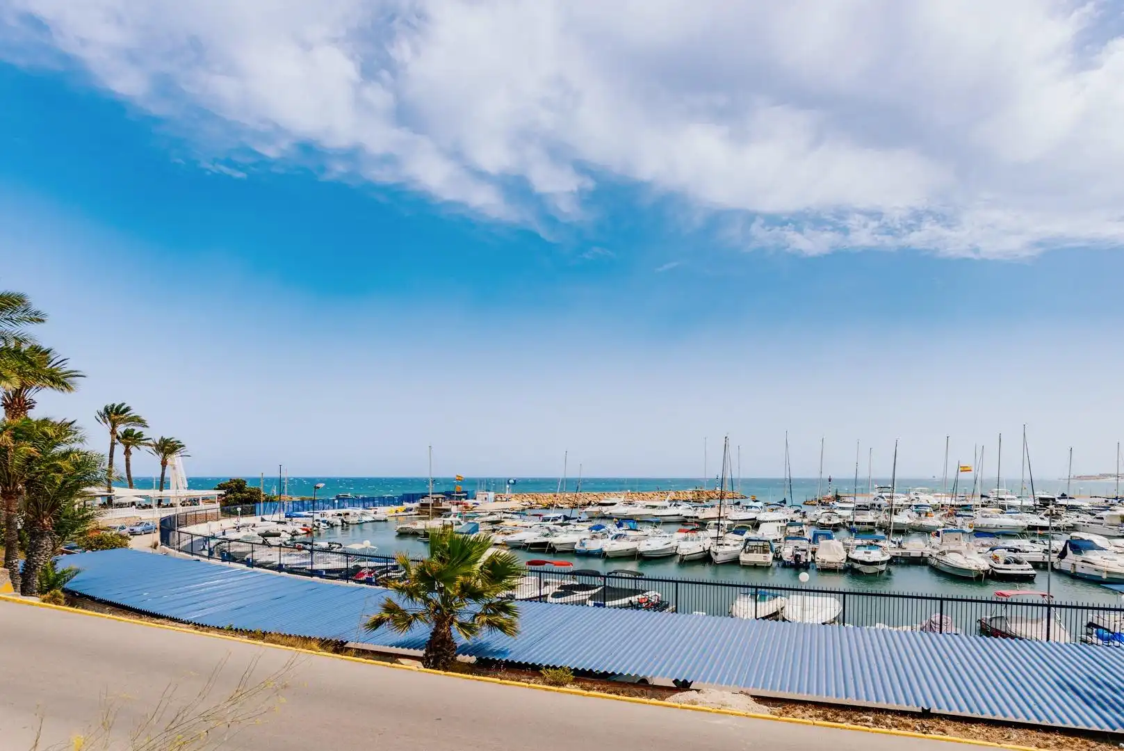 Terraza de Piso en venta en Orihuela con Aire acondicionado, Amueblado y Piscina comunitaria