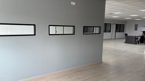 Foto 2 de Oficina de alquiler en Travessera Industrial, Centre, L'Hospitalet de Llobregat