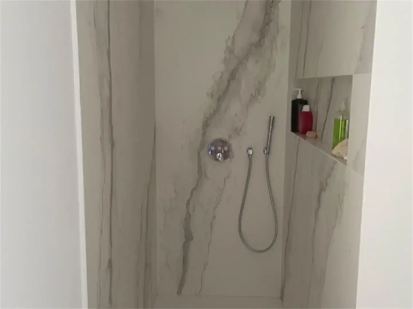 Bany de Pis en venda en Ourense Capital  amb Aire condicionat, Parquet i Traster