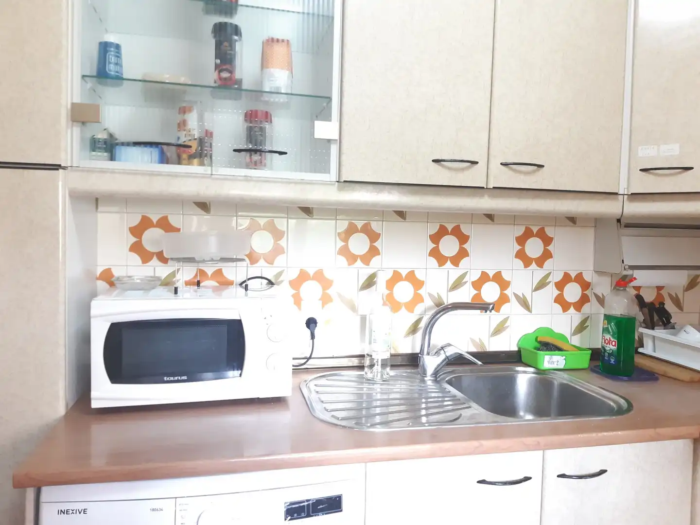 Kitchen of Flat for rent in Madrid  with Air Conditioner, Parquet flooring and Terrace