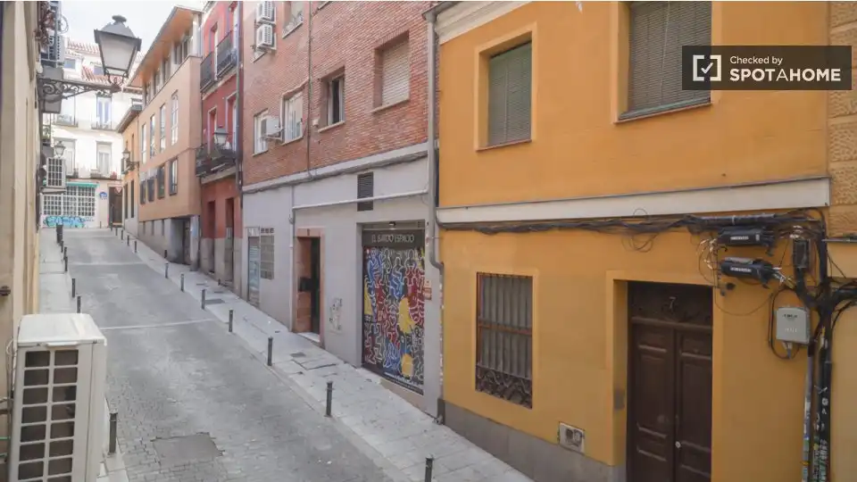 Appartamento con terrazza in affitto a Centro, imagen 7