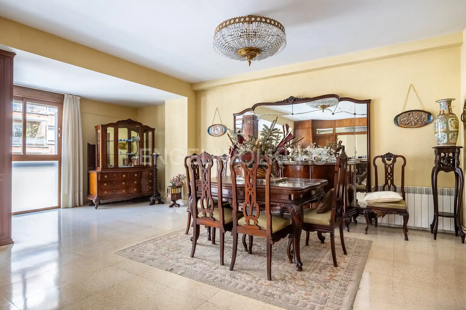 Dining room of Flat for sale in Sevilla  with Air Conditioner, Heating and Terrace