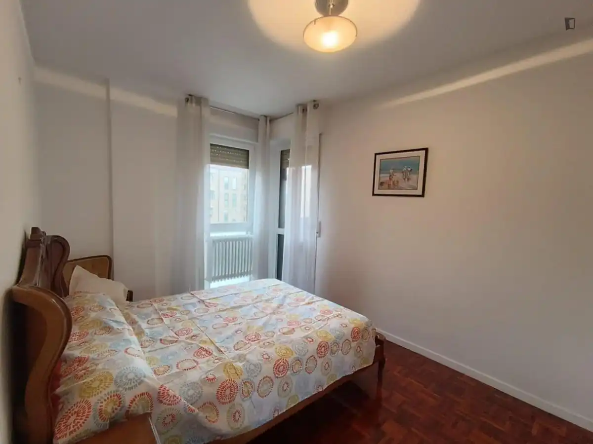 Bedroom of Apartments for share in  Pamplona / Iruña  with Furnished, Oven and Washing machine
