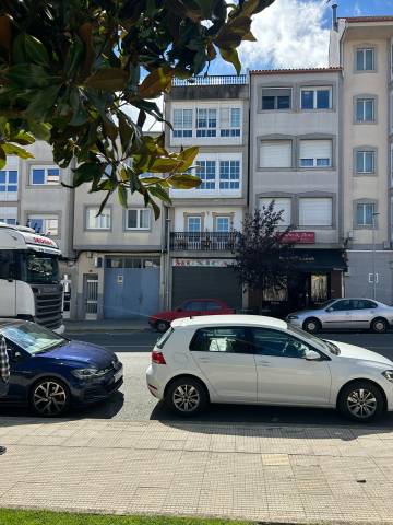 Edificio en Venta en Melide