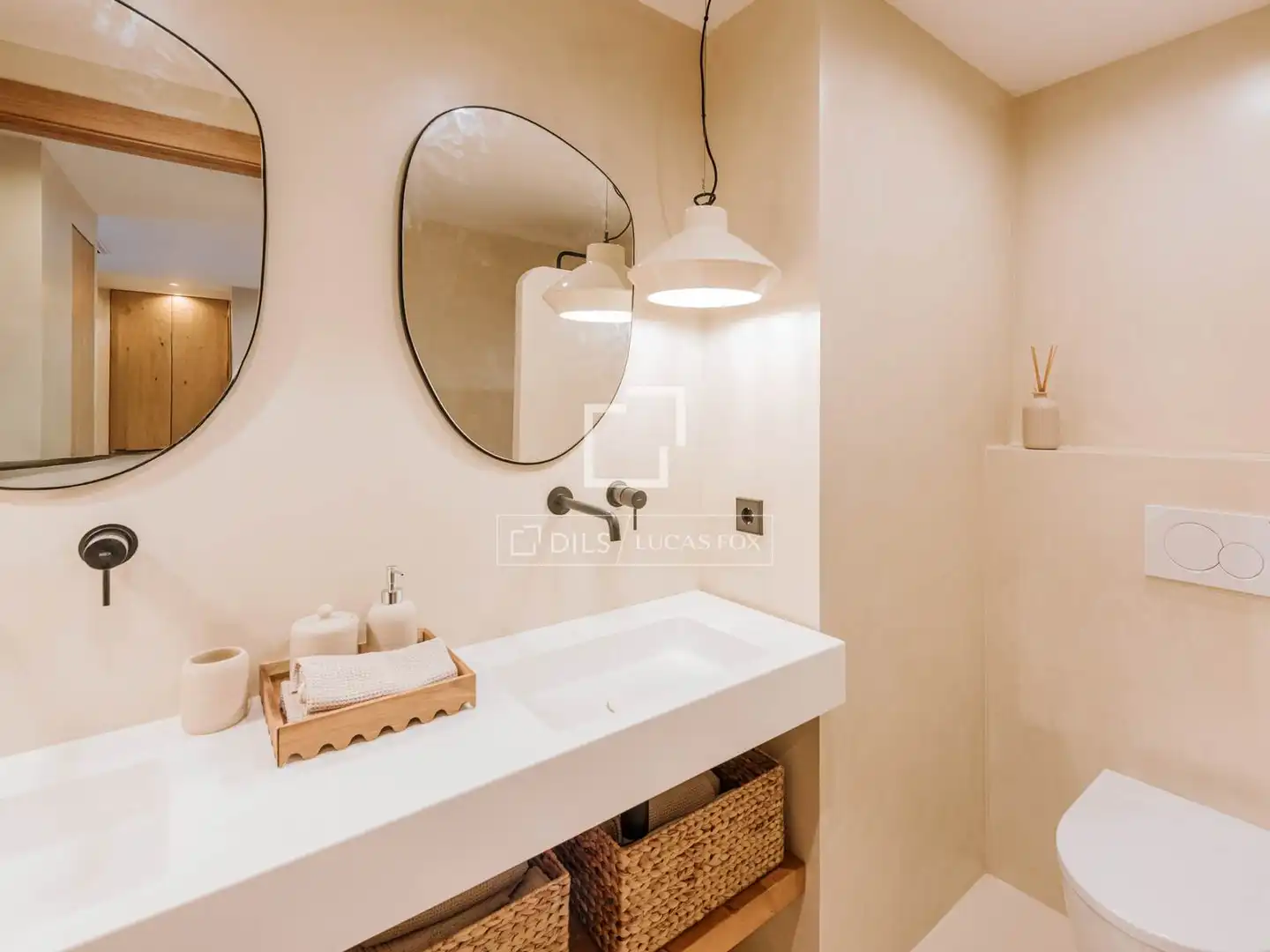 Badezimmer von Wohnung zum Verkauf in Eivissa mit Klimaanlage, Heizung und Privatgarten