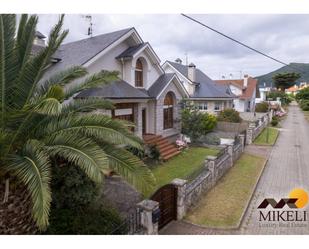 Exterior view of House or chalet for sale in Santoña  with Heating, Private garden and Parquet flooring