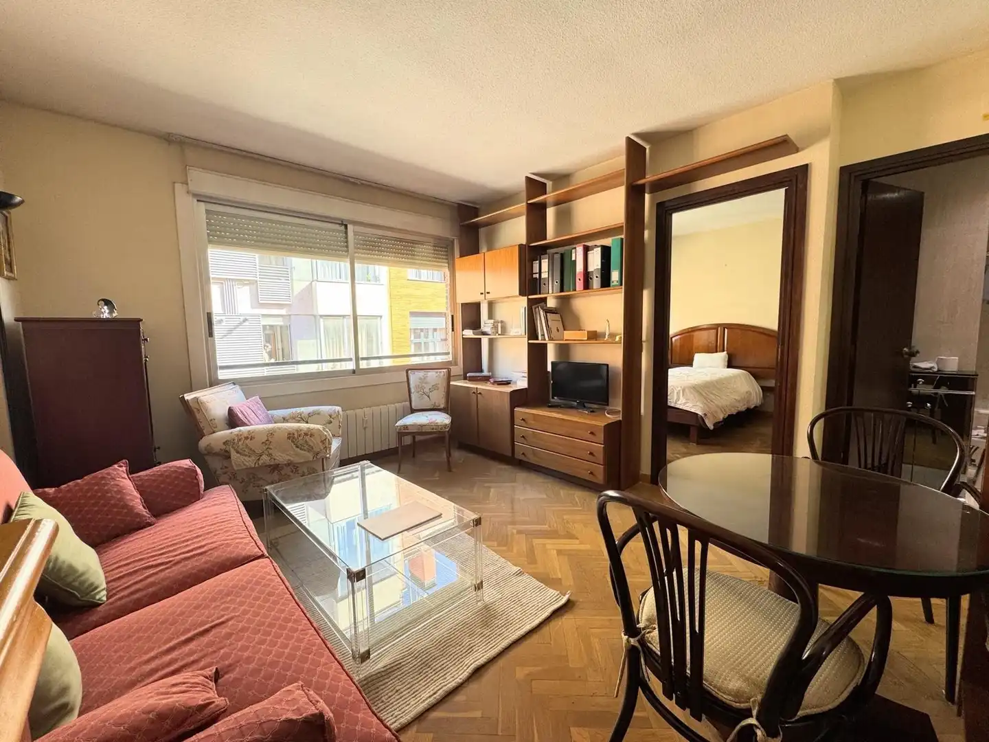 Pis de lloguer a Calle Calle Vinaroz, Ciudad Jardín, Chamartín