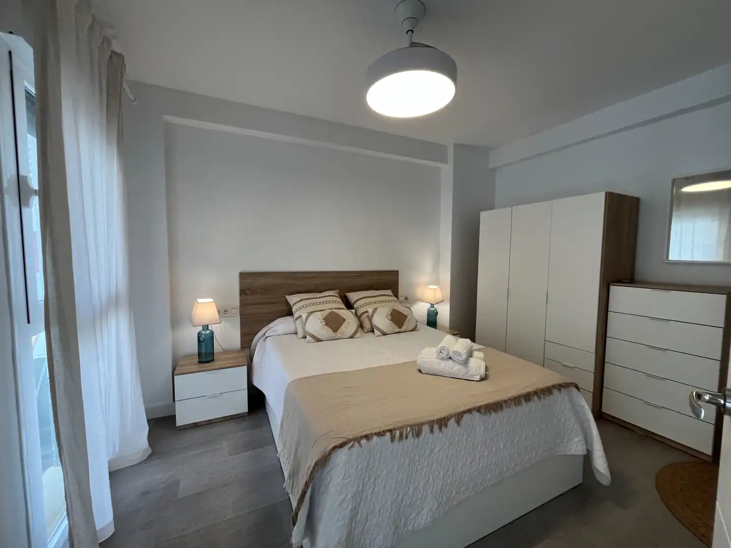 Apartment with pool for sale in Calle Juan Sebastián Elcano 3, imagen 13