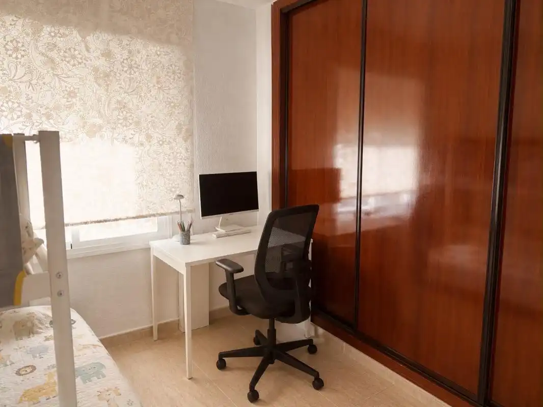 Habitación de Planta baja en venta en Rincón de la Victoria con Aire acondicionado, Calefacción y Amueblado