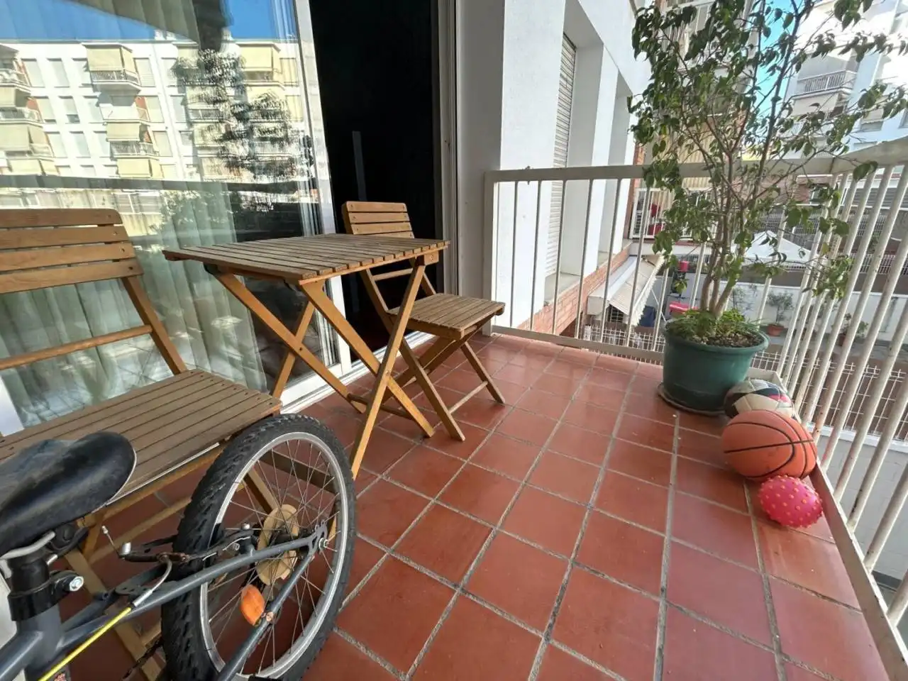Balcony of Flat for sale in Sabadell  with Air Conditioner, Heating and Parquet flooring