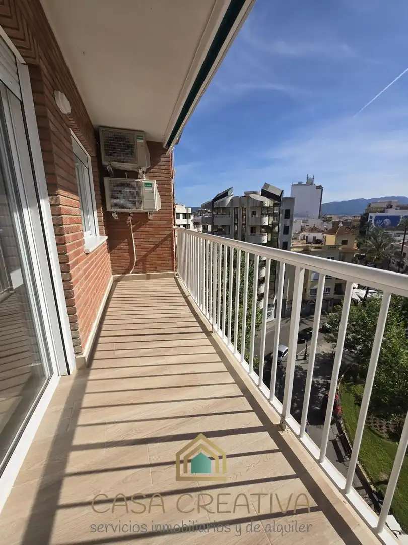 Terrassa de Pis de lloguer en Gandia amb Aire condicionat, Calefacció i Terrassa