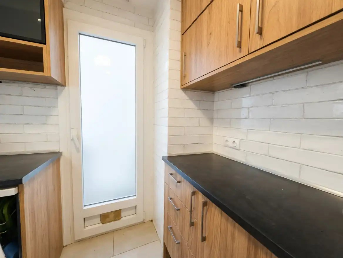 Kitchen of Flat for sale in Barcelona  with Air Conditioner, Oven and Washing machine