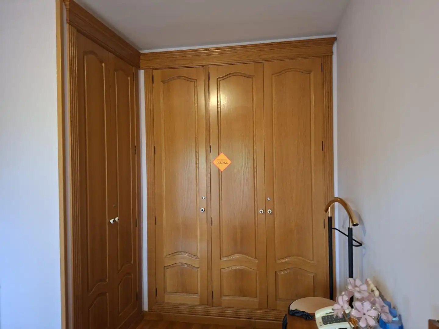 Dormitori de Casa o xalet en venda en Paterna amb Aire condicionat, Calefacció i Jardí privat