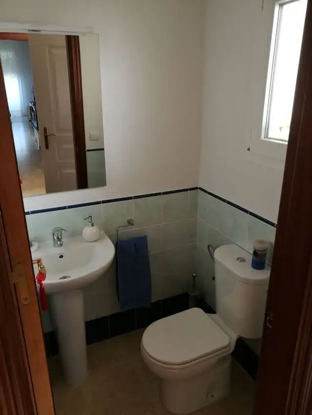 Baño de Casa adosada en venta en Alcalá del Río con Aire acondicionado y Trastero