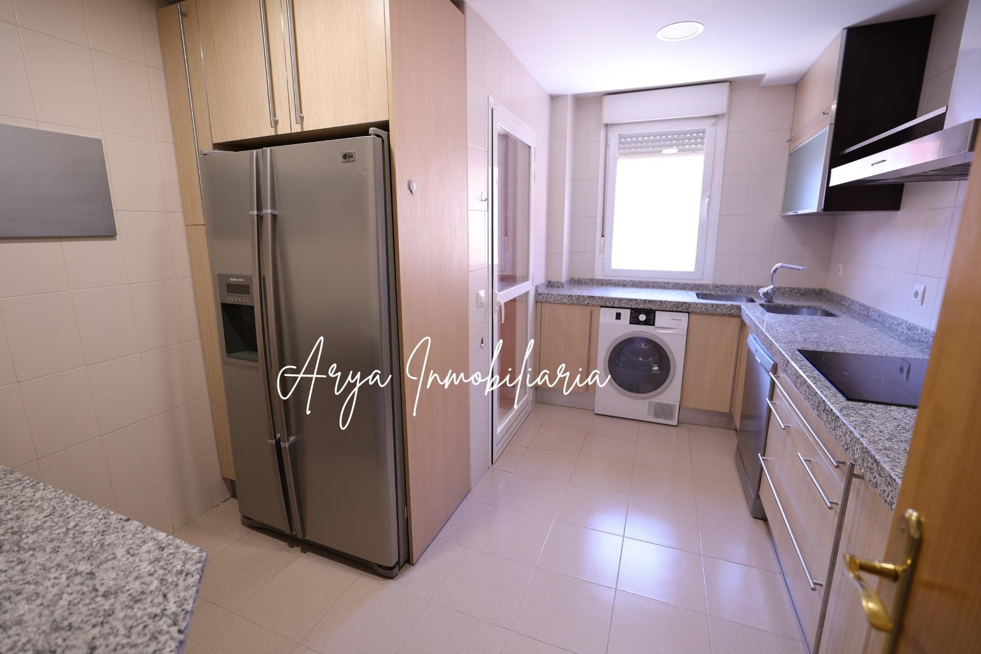 Kitchen of Flat for sale in Torrejón de Ardoz  with Air Conditioner, Heating and Storage room