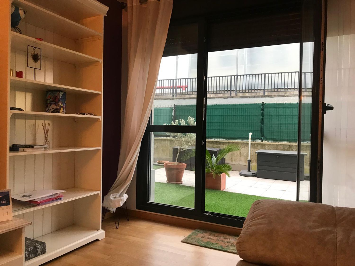 Dormitori de Planta baixa en venda en Torrelavega  amb Calefacció, Terrassa i Traster