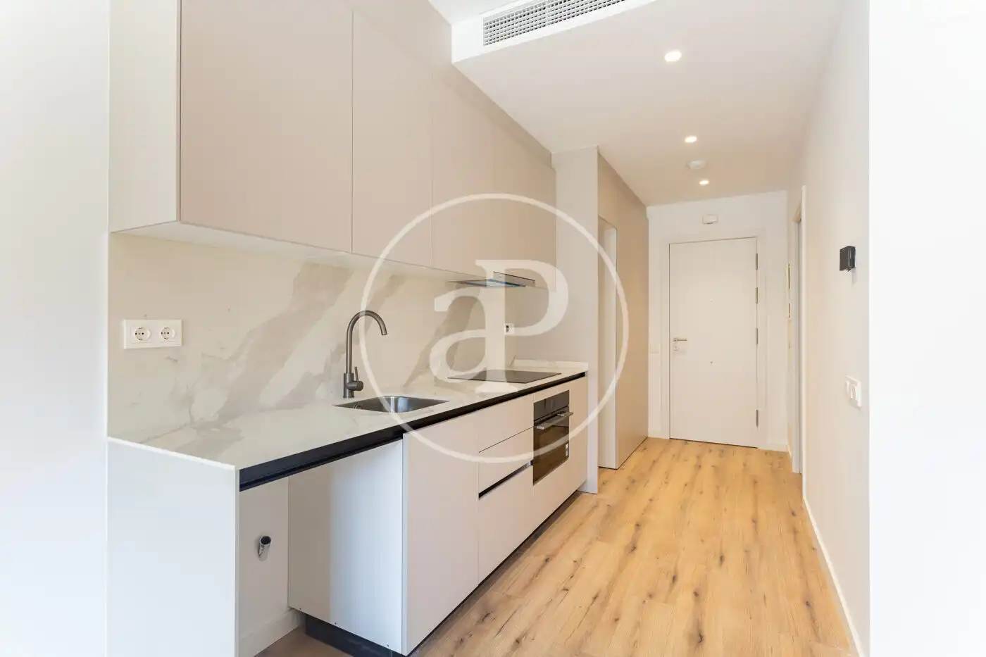 Kitchen of Flat for sale in Barcelona  with Air Conditioner, Heating and Terrace