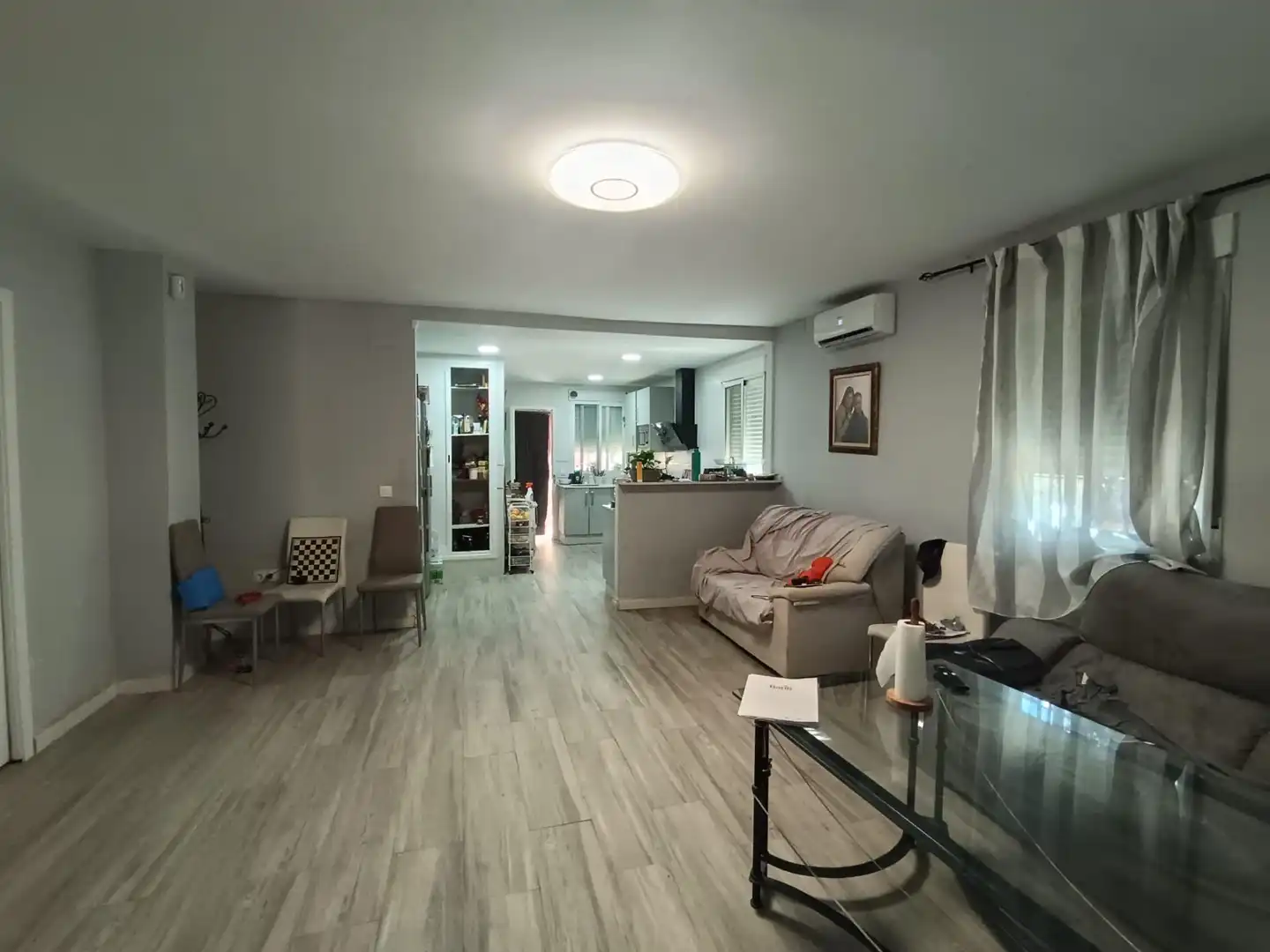 Sala d'estar de Casa o xalet en venda en Córdoba amb Aire condicionat, Calefacció i Jardí privat