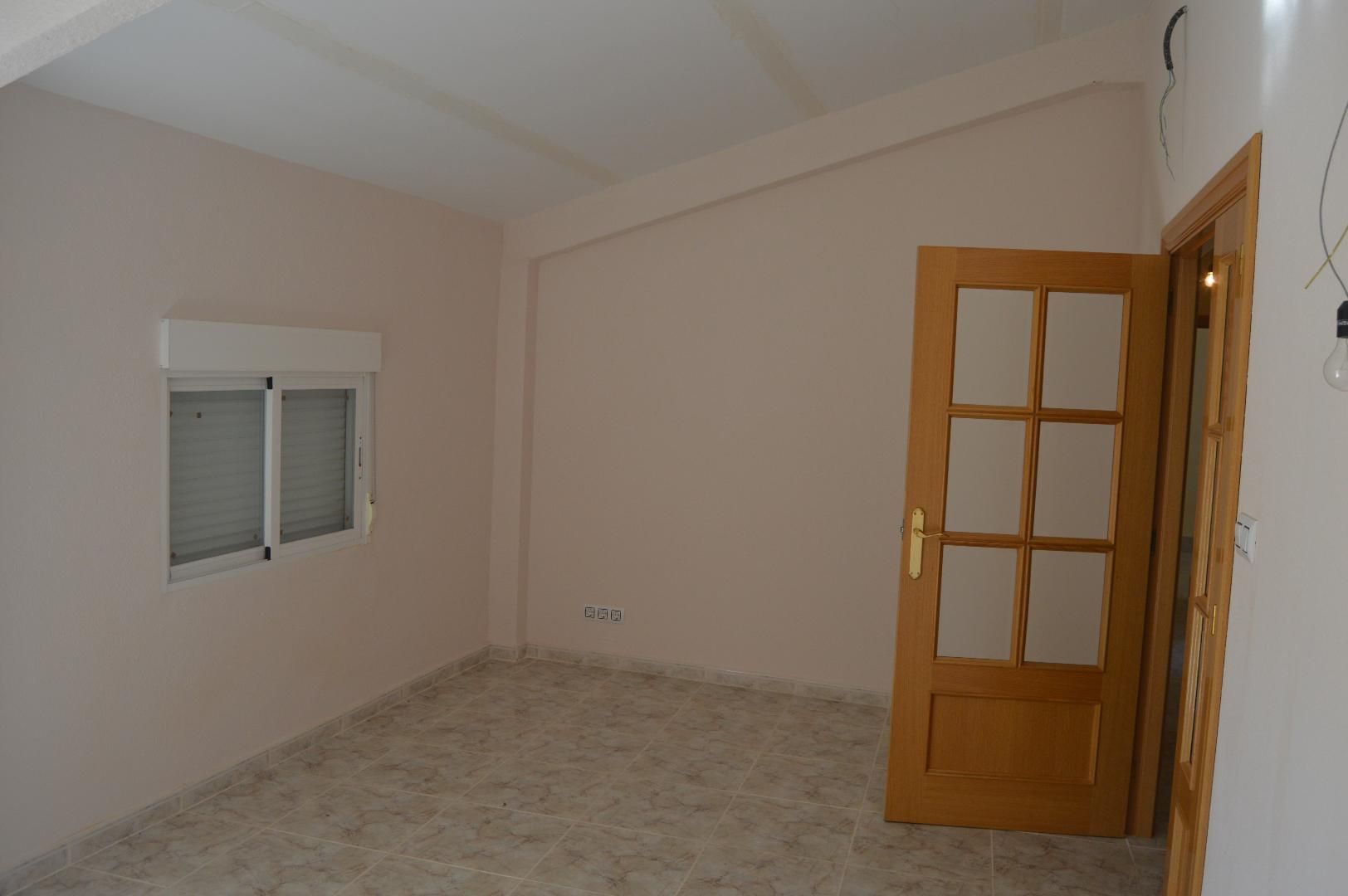 Single-family semi-detached for sale in Santa María de Huerta