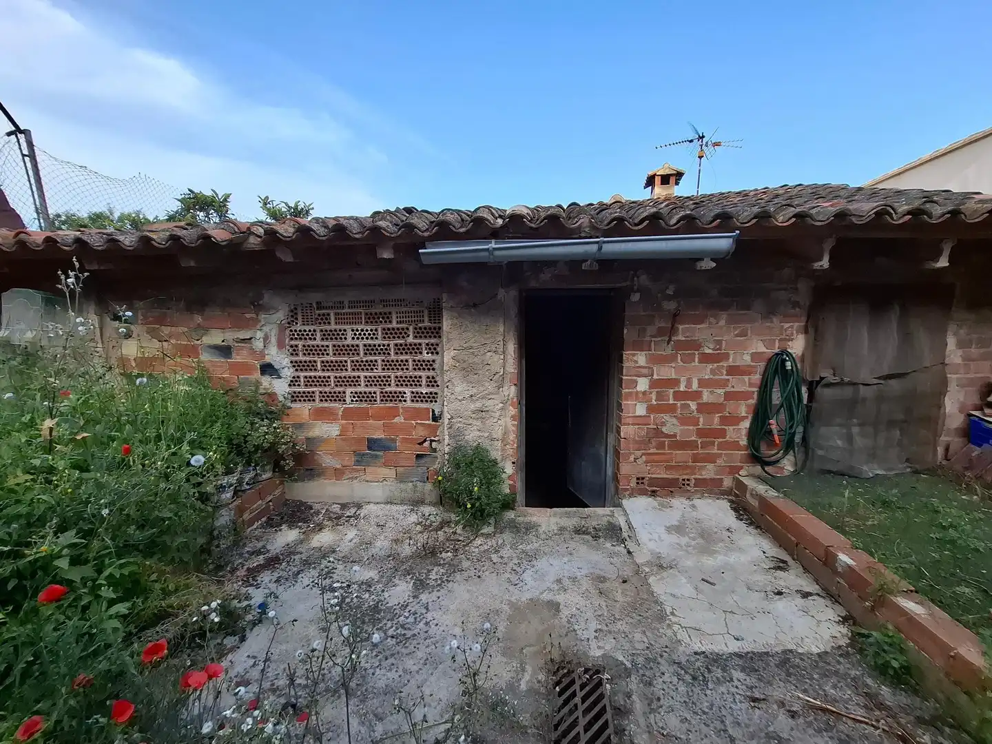 Vista exterior de Casa adosada en venta en Castelló de Rugat