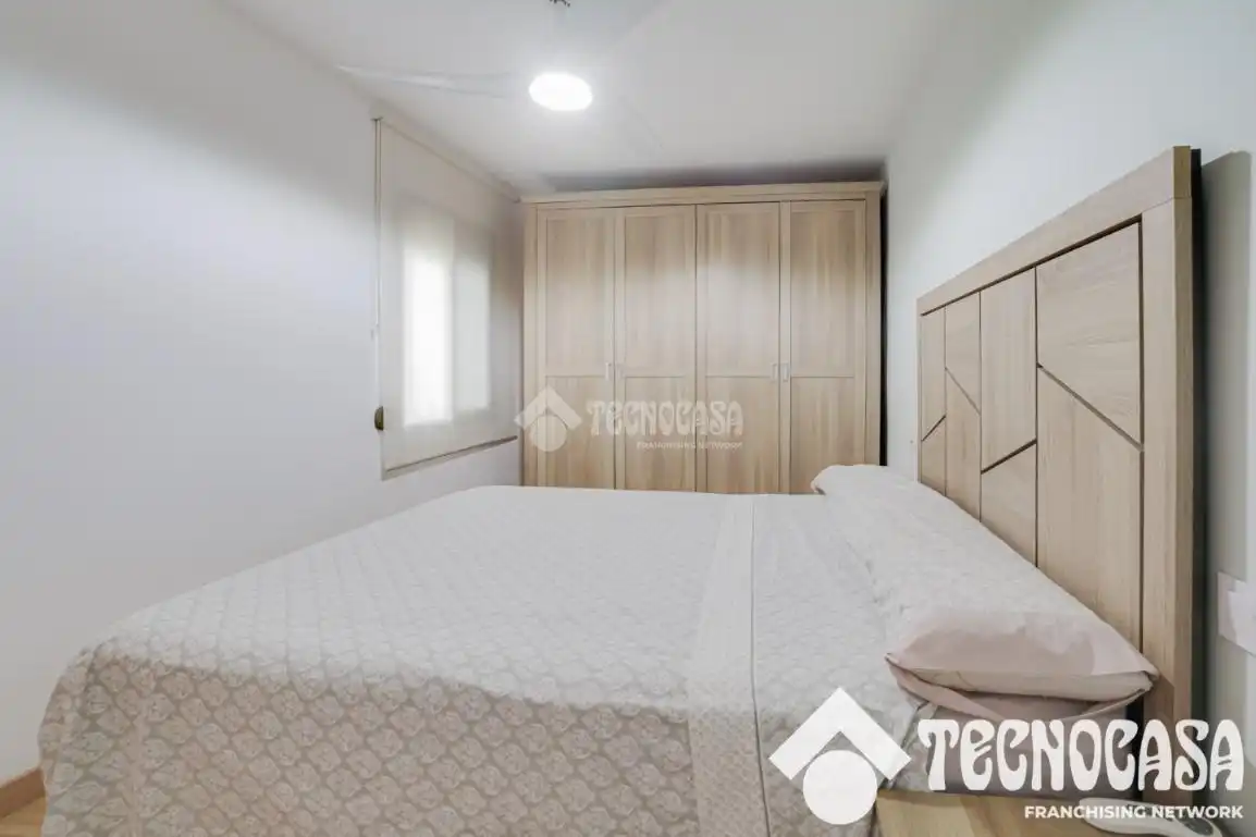 Habitación de Piso en venta en Santa Coloma de Gramenet con Aire acondicionado, Parquet y Terraza