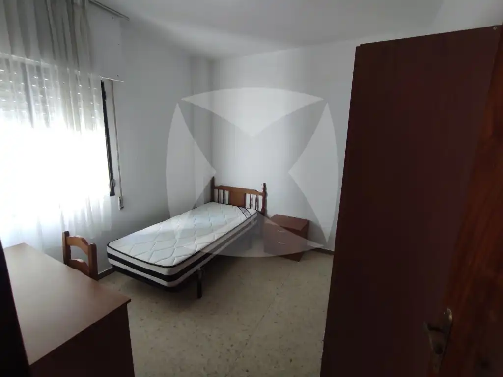 Bedroom of Flat for rent in Badajoz  with Terrace, Furnished and Oven