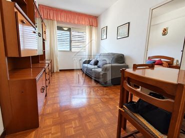 Piso con ascensor en venta en Carrer de Cristóbal de Moura 215