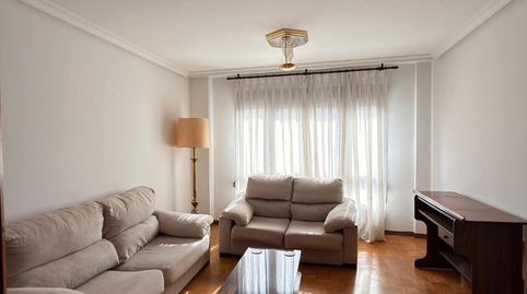 Foto 2 de Pis de lloguer a Calle General Elorza, 54, Milán - Pumarín, Oviedo