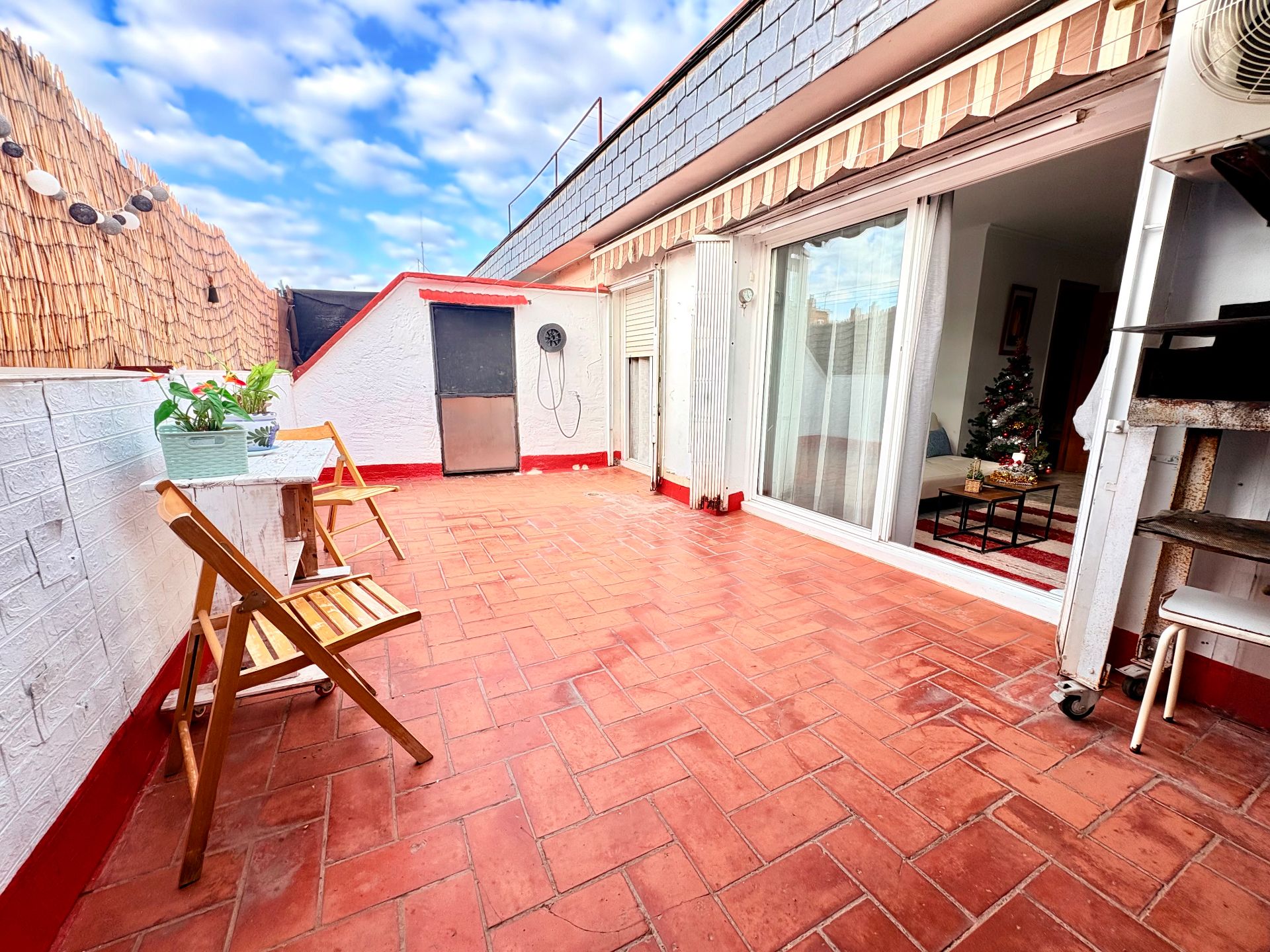 Terrassa de Àtic en venda en Sant Boi de Llobregat amb Aire condicionat, Calefacció i Terrassa