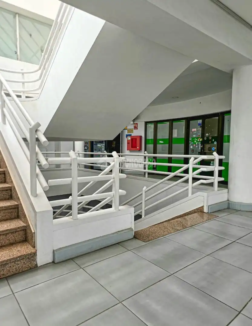 Local comercial en venda a C. Hermano Pedro de Bethencourt, imagen 4