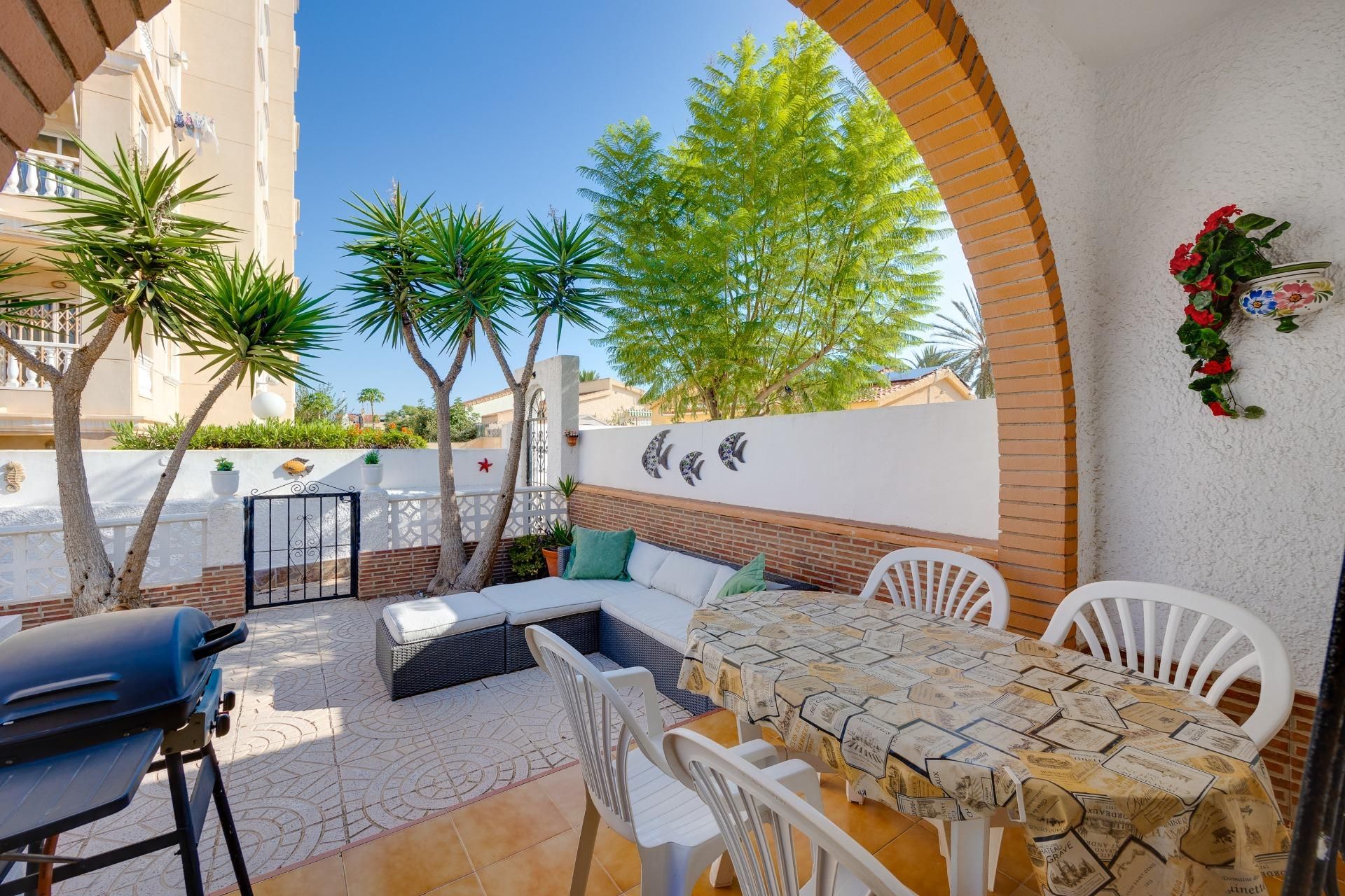 Garden of Single-family semi-detached for sale in Torrevieja  with Air Conditioner, Private garden and Community pool