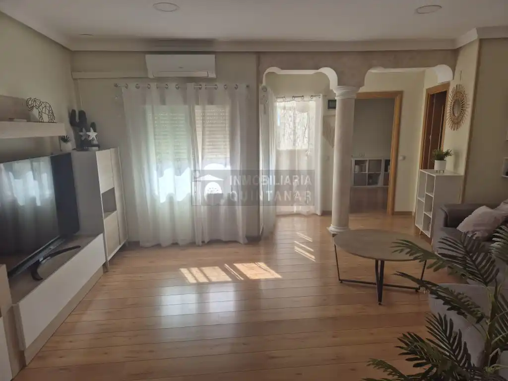 Sala de estar de Piso en venta en Quintanar de la Orden