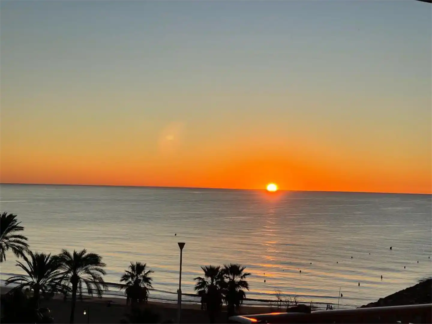 Außenansicht von Wohnung zum Verkauf in Benicasim / Benicàssim mit Schwimmbad und Balkon