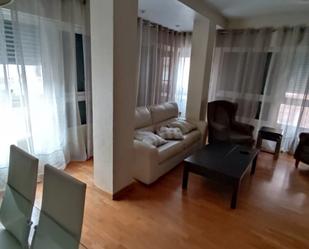 Living room of Flat to rent in  Murcia Capital  with Air Conditioner, Heating and Furnished