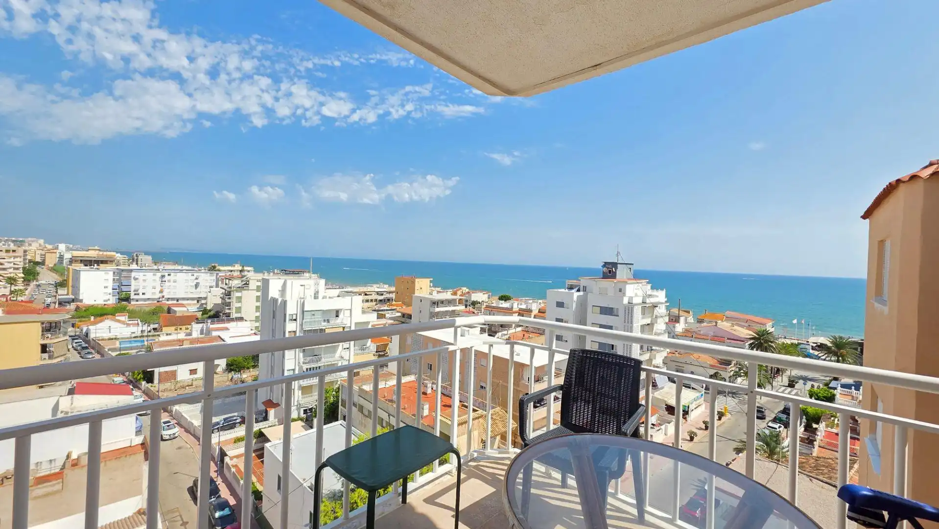 Apartamento con terraza en venta en Piles, imagen 2