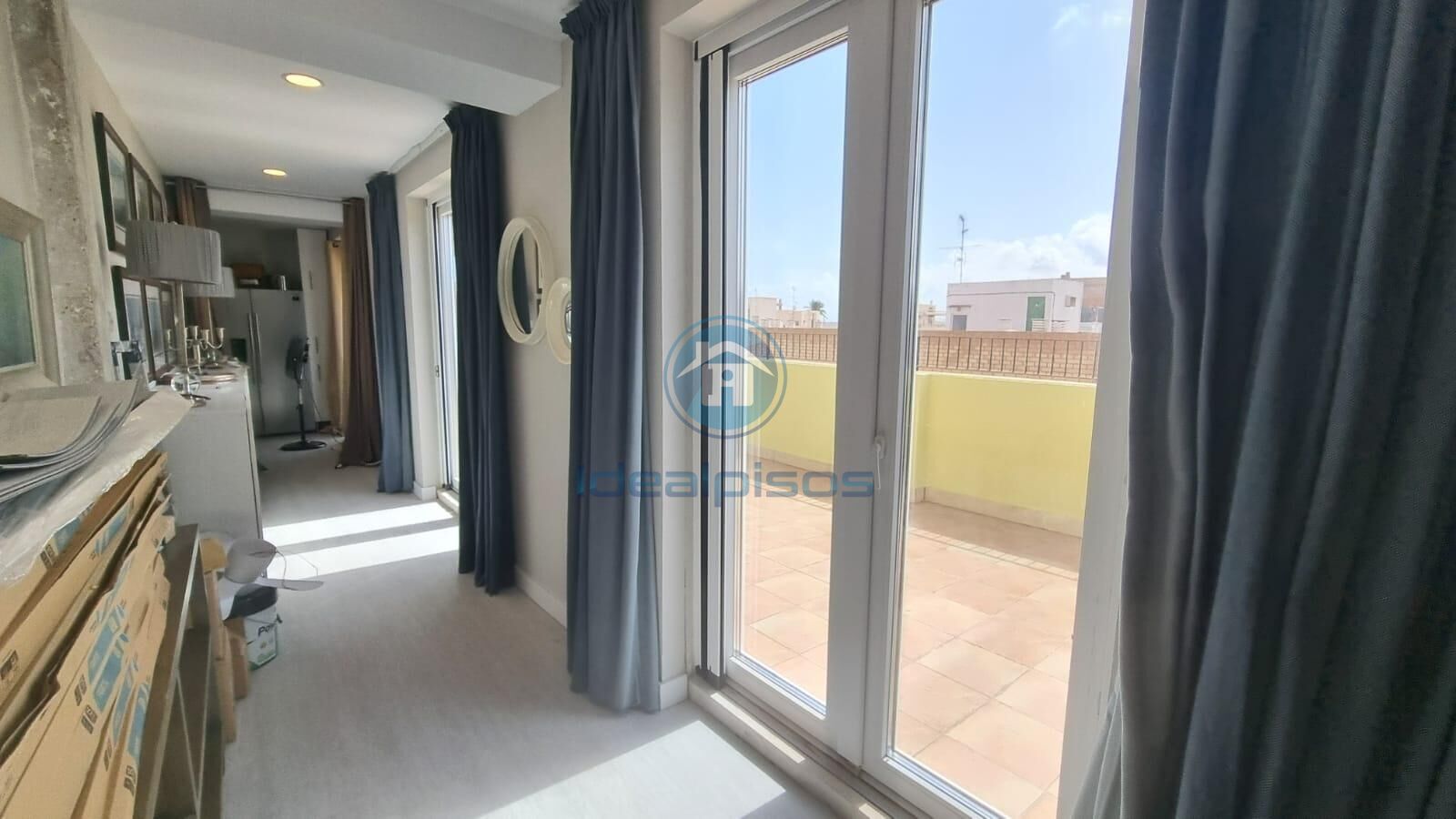 Attic for sale in Alicante / Alacant  with Terrace, Storage room and Balcony