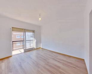 Dormitori de Apartament de lloguer en  Madrid Capital amb Terrassa