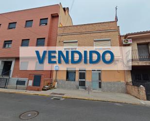 Vista exterior de Casa o xalet en venda en Talavera de la Reina amb Calefacció, Terrassa i Moblat