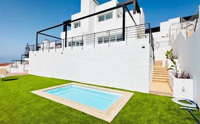 Schwimmbecken von Haus oder Chalet zum verkauf in Torrox mit Klimaanlage und Schwimmbad