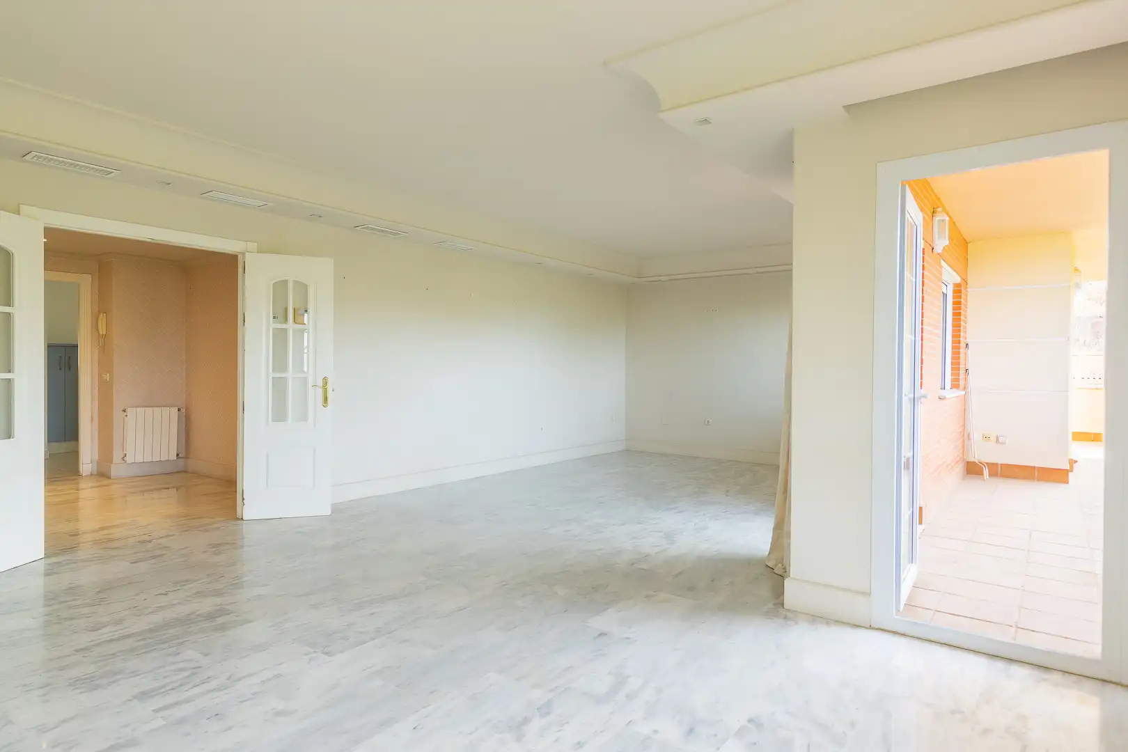 Attic for sale in Málaga  with Air Conditioner, Terrace and Swimming Pool
