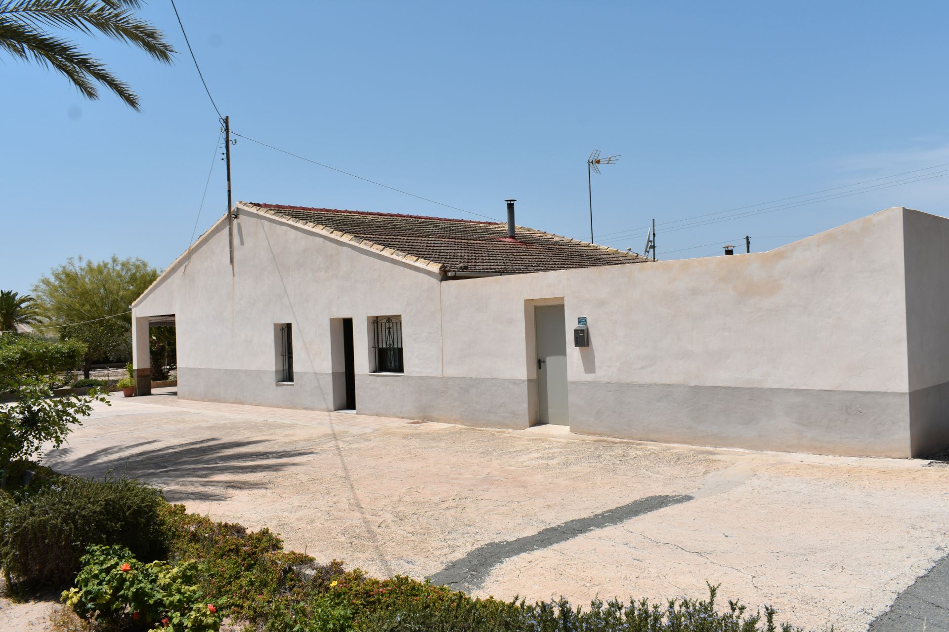Exterior view of Country house for sale in Elche / Elx  with Terrace