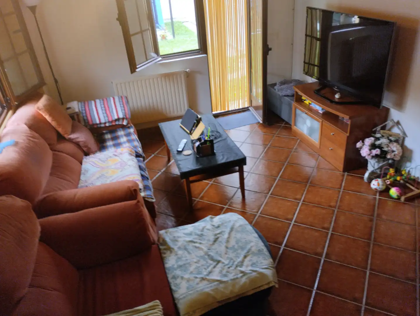 Sala de estar de Casa o chalet en venta en Hazas de Cesto con Calefacción, Jardín privado y Terraza